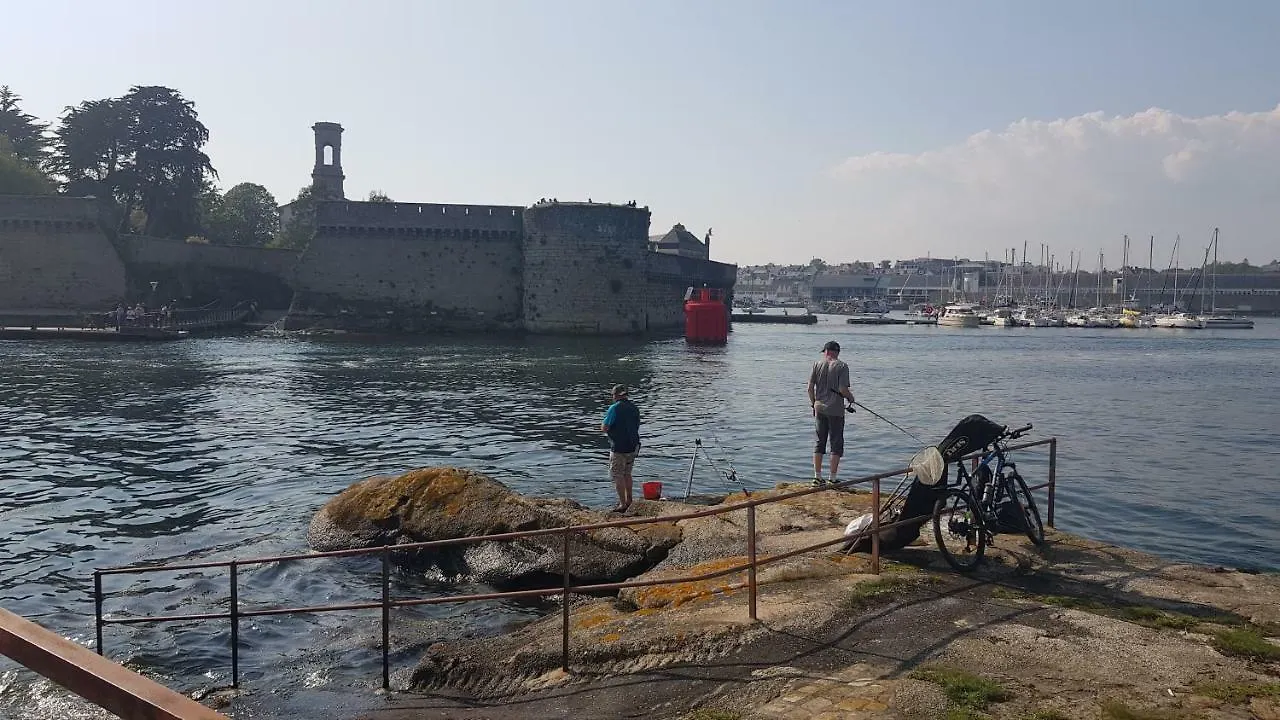 A Babord ! Pres Du Port. Apartment Concarneau