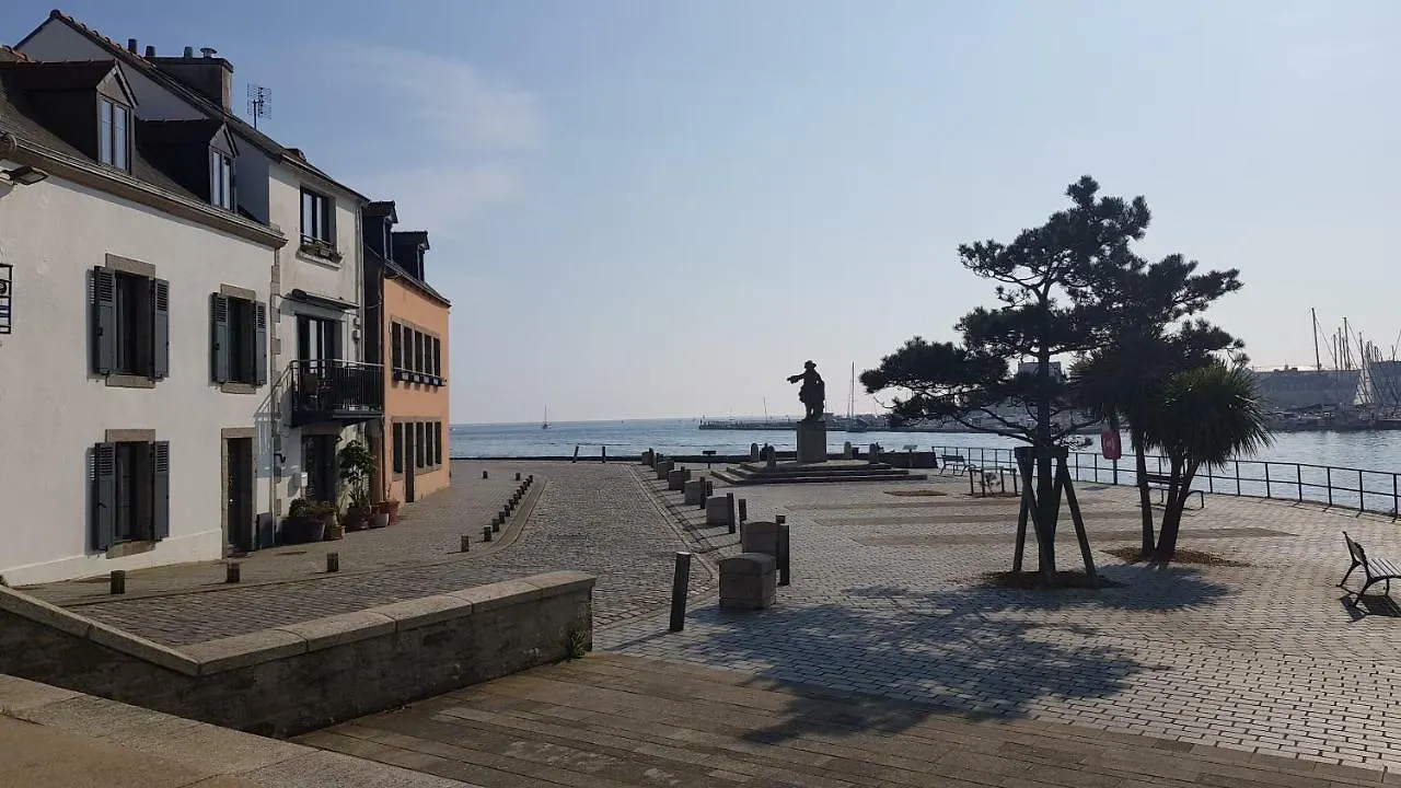 A Babord ! Pres Du Port. Apartment Concarneau