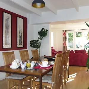 Ty Lireu Bed & Breakfast